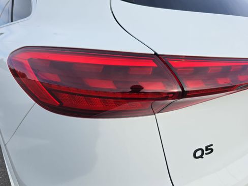 New 2025 Audi Q5 Premium Plus image 33