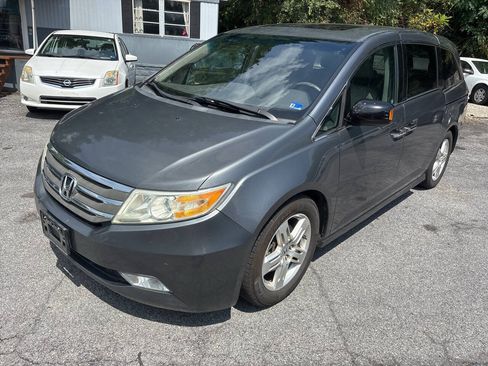 Used 2011 Honda Odyssey Touring image 2