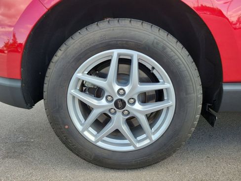 Used 2024 Ford Edge SEL w/ Convenience Package AWD/4WD image 5