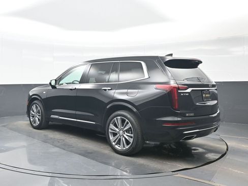 Used 2020 Cadillac XT6 Premium Luxury FWD image 4