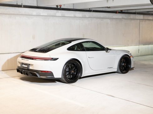 Certified 2025 Porsche 911 Carrera GTS RWD image 9