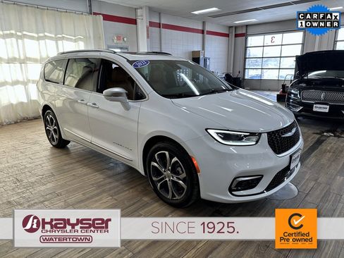 Certified 2021 Chrysler Pacifica Pinnacle image 6