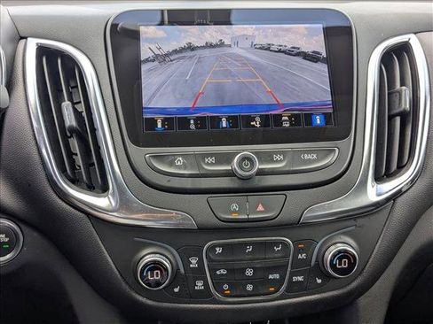 Used 2024 Chevrolet Equinox LT image 14