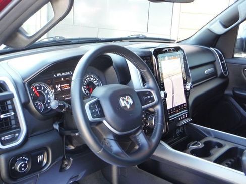 Used 2023 RAM 1500 Big Horn AWD/4WD image 3
