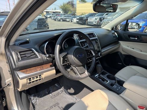 Used 2018 Subaru Outback 2.5i Limited AWD/4WD image 40
