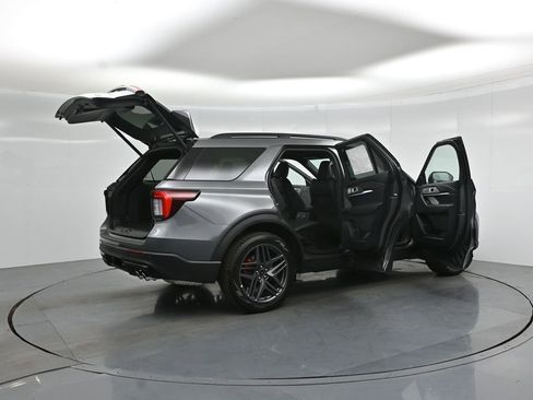New 2026 Ford Explorer ST AWD/4WD image 5