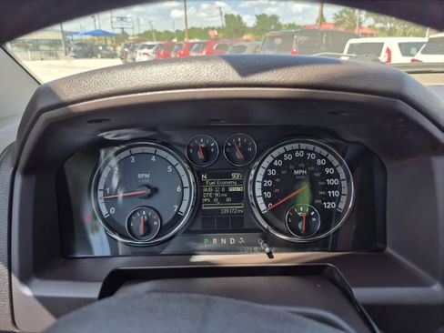 Used 2012 RAM 1500 Classic SLT RWD image 28
