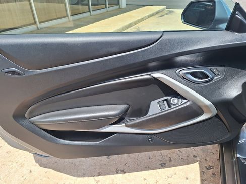Used 2020 Chevrolet Camaro LT image 12
