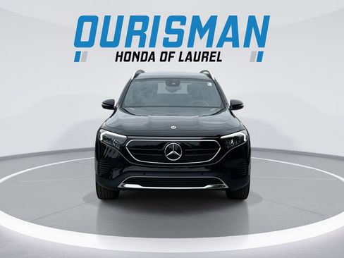 Used 2023 Mercedes-Benz EQB 350 4MATIC SUV image 3