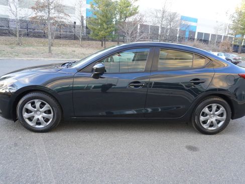 Used 2014 MAZDA MAZDA3 i Sport image 4