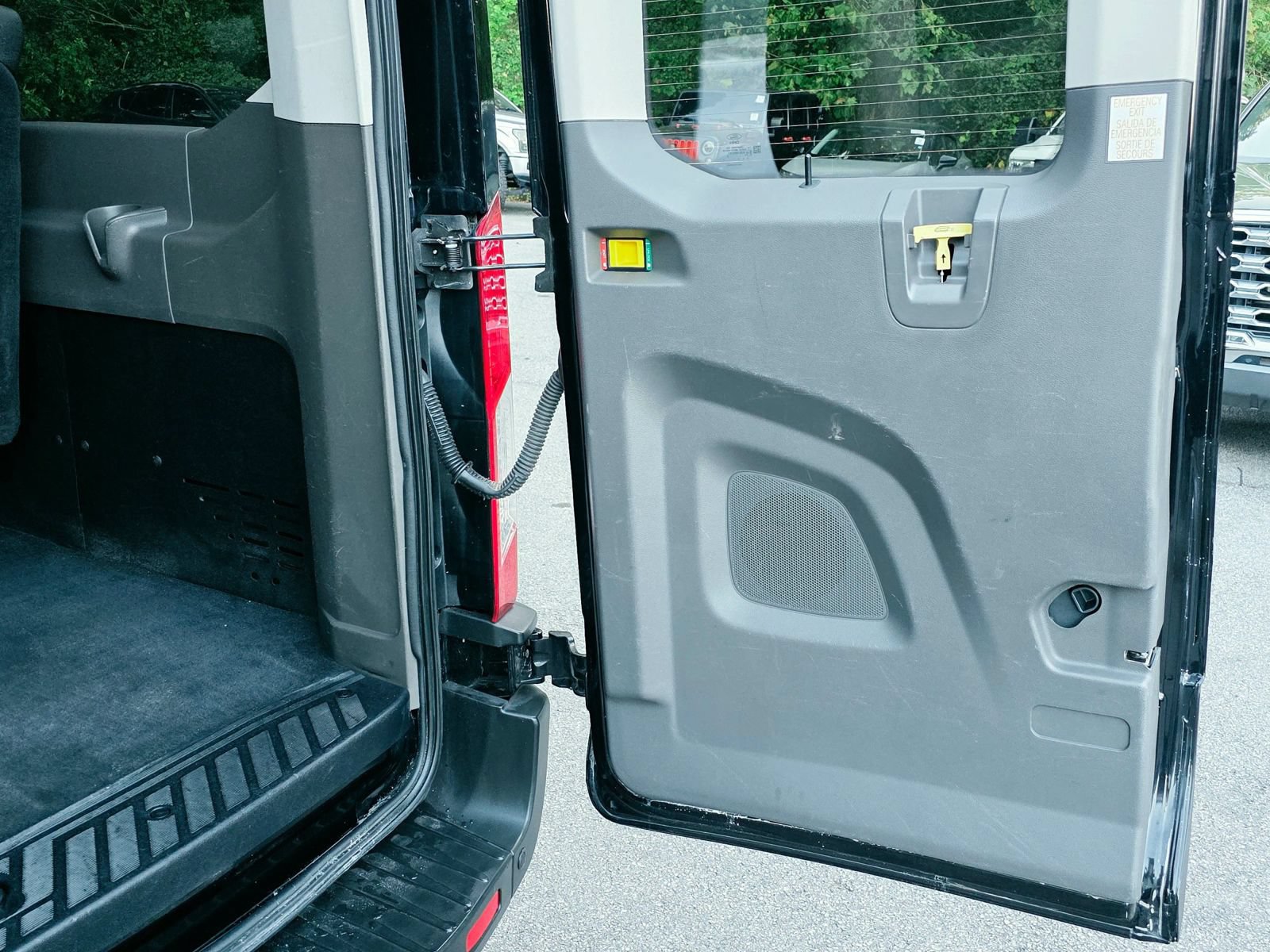 Used 2022 Ford Transit 350 XLT RWD image 23