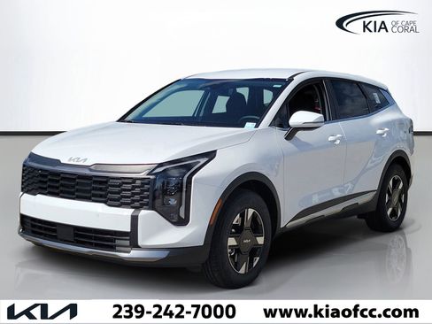 New 2026 Kia Sportage LX w/ LX Convenience Package FWD image 3