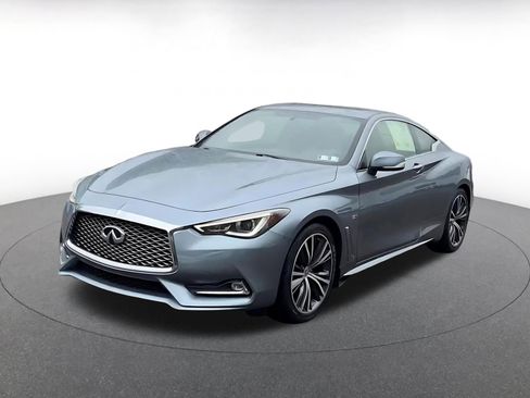 Used 2018 INFINITI Q60 3.0t Luxe AWD/4WD image 7