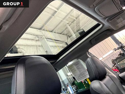 Used 2021 Subaru Forester Limited image 13