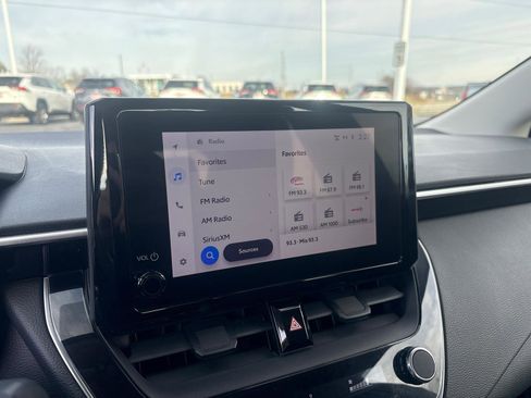 Used 2023 Toyota Corolla LE image 23