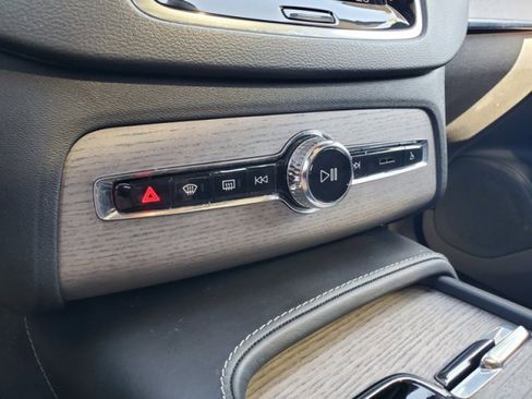 Used 2020 Volvo XC90 T6 Inscription image 24