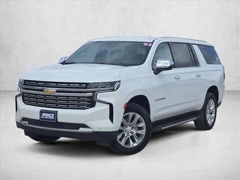 Used 2023 Chevrolet Suburban Premier image 1