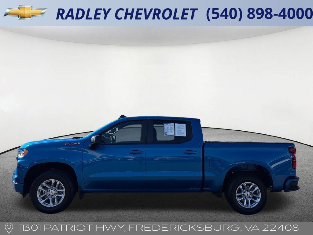 Used 2023 Chevrolet Silverado 1500 RST w/ Z71 Off-Road Package AWD/4WD image 15
