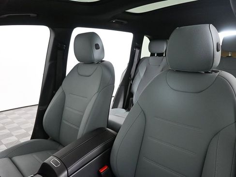New 2026 Mercedes-Benz GLB 250 image 5