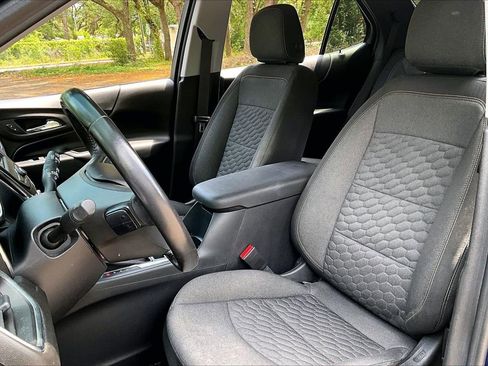 Used 2020 Chevrolet Equinox LT FWD image 18