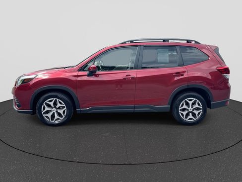 Certified 2023 Subaru Forester Premium AWD/4WD image 5