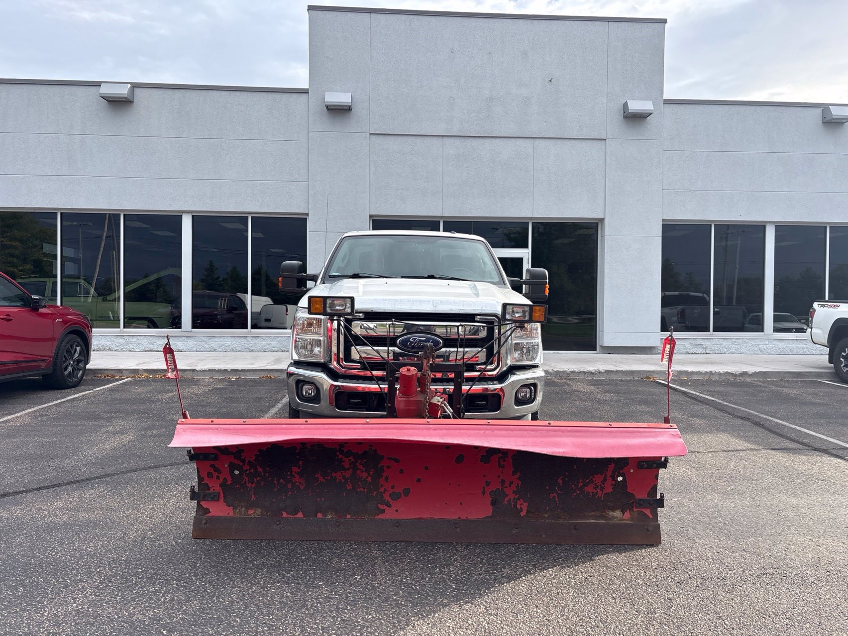 Used 2014 Ford F250 XLT w/ XLT Value Package AWD/4WD image 3
