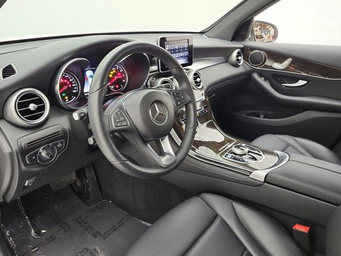 Used 2018 Mercedes-Benz GLC 300 image 12
