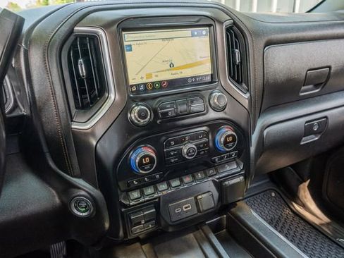 Used 2021 GMC Sierra 2500 AT4 w/ AT4 Premium Plus Package image 27