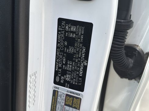 Certified 2018 Kia Sportage LX image 31