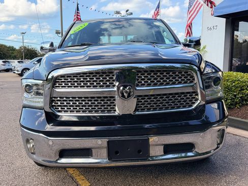 Used 2017 RAM 1500 Laramie w/ Convenience Group AWD/4WD image 25