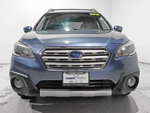 Used 2015 Subaru Outback 2.5i Limited AWD/4WD image 2