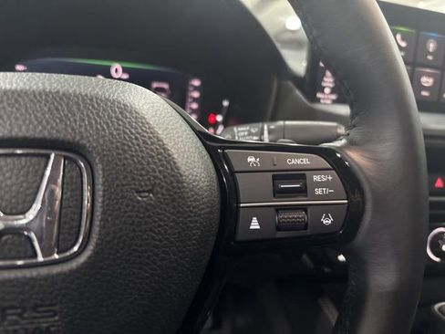 Used 2024 Honda Accord Touring image 19