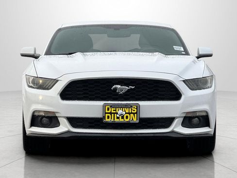 Used 2016 Ford Mustang Coupe image 6
