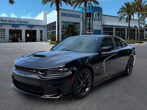Used 2023 Dodge Charger Scat Pack w/ Plus Group RWD image 5