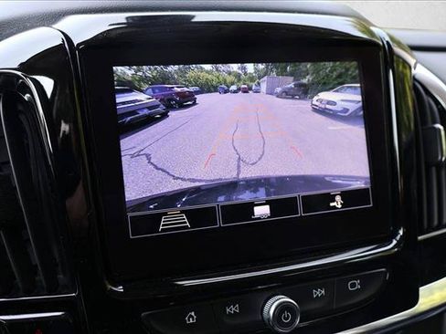 Used 2021 Chevrolet Traverse LT AWD/4WD image 15