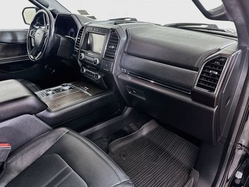 Certified 2018 Ford Expedition Max Limited w/ Equipment Group 301A AWD/4WD image 38
