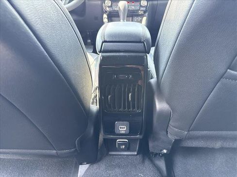 Used 2026 Jeep Compass Limited AWD/4WD image 22