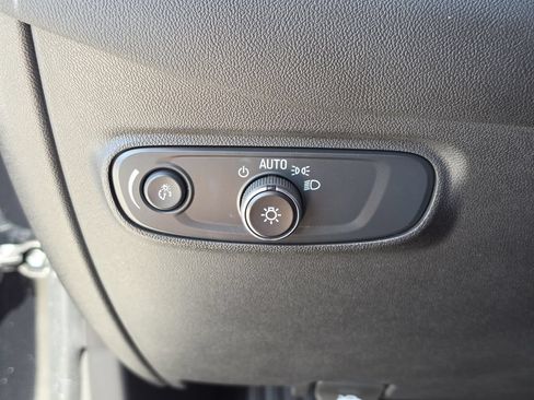 Used 2024 Chevrolet Equinox LS w/ Driver Confidence II Package FWD image 23