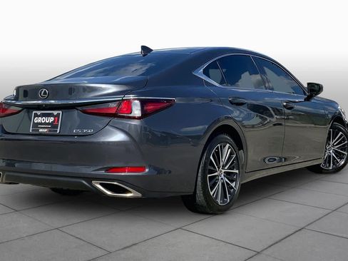 Used 2025 Lexus ES 350 w/ Premium Package FWD image 12