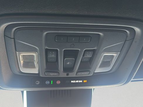 Used 2024 GMC Sierra 2500 Denali Ultimate image 22