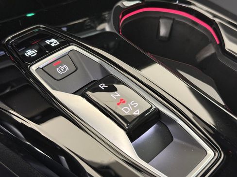 Certified 2025 Audi Q5 Premium w/ Convenience Package image 16