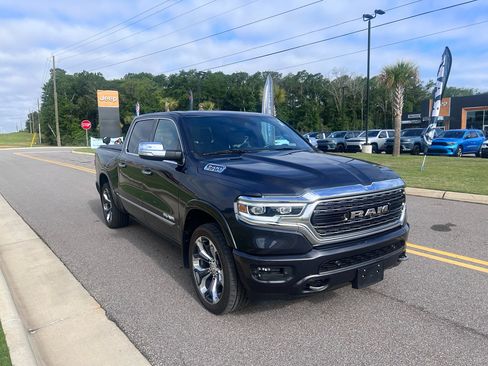 Used 2019 RAM 1500 Limited AWD/4WD image 1