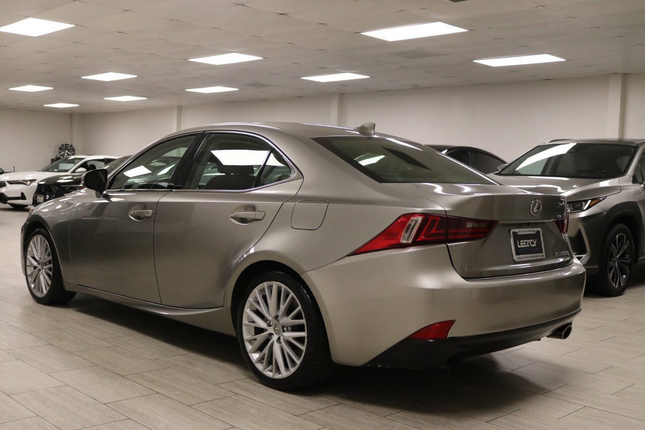Used 2016 Lexus IS 200t w/ Navigation System Package RWD image 7