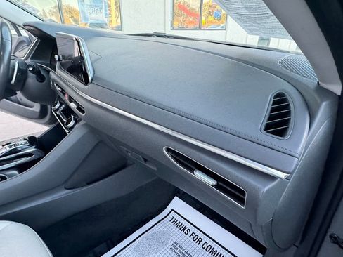 Used 2023 Hyundai Sonata Limited image 24