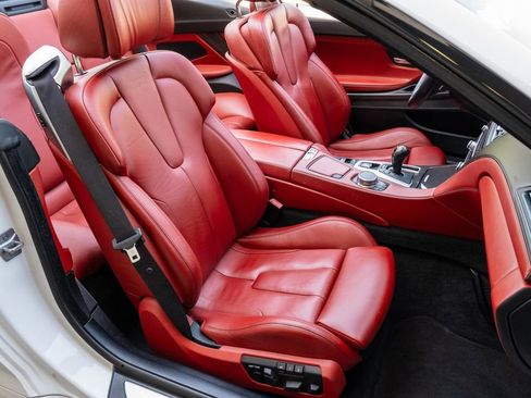 Used 2018 BMW M6 Convertible w/ Driving Assistance Package RWD image 31