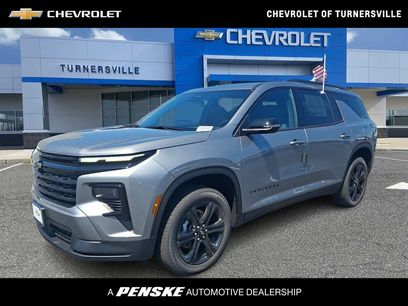 New 2027 Chevrolet Traverse LT w/ Midnight/Sport Edition