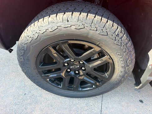 Certified 2024 Chevrolet Silverado 1500 LT Trail Boss AWD/4WD image 7