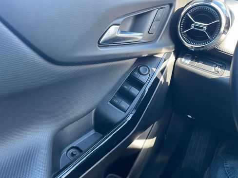 Used 2025 Chevrolet Equinox LT image 20