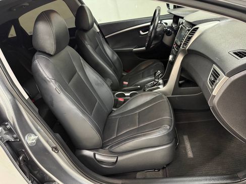 Used 2016 Hyundai Elantra GT w/ Option Group 03 FWD image 32
