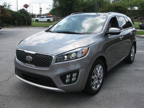 Used 2017 Kia Sorento SX FWD image 3